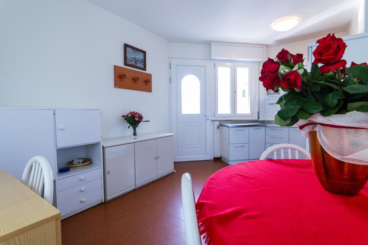 Villa Lucilla Lignano Sabbiadoro Exteriér fotografie